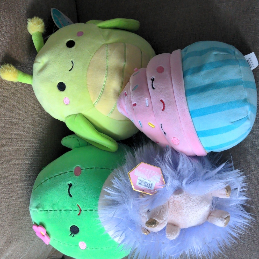 New Squishmallows Plush Toy Collection  Green, Pink, Blue & FAO Schwartz